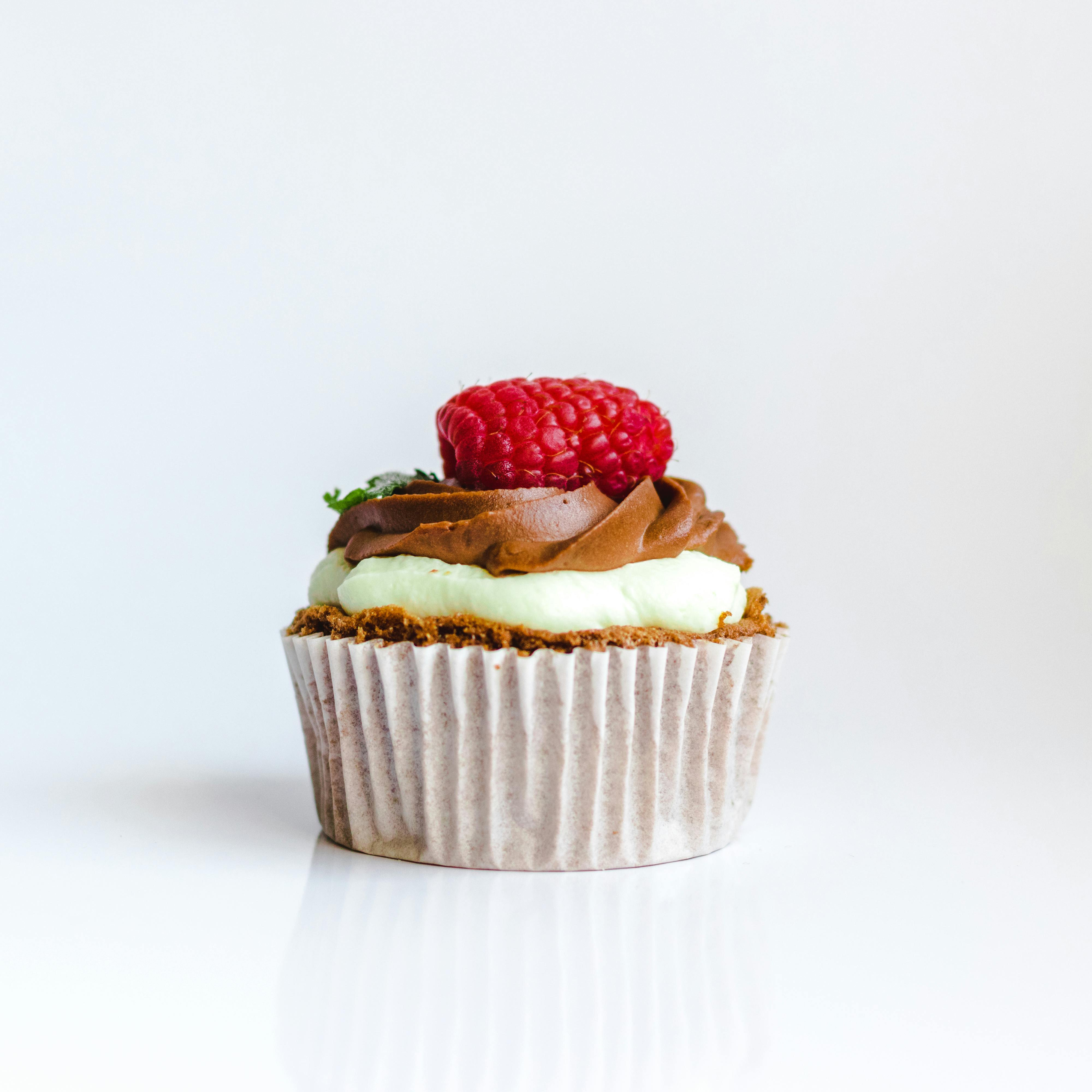 Bharat Bites - Vanilla Cupcake with Raspberry
